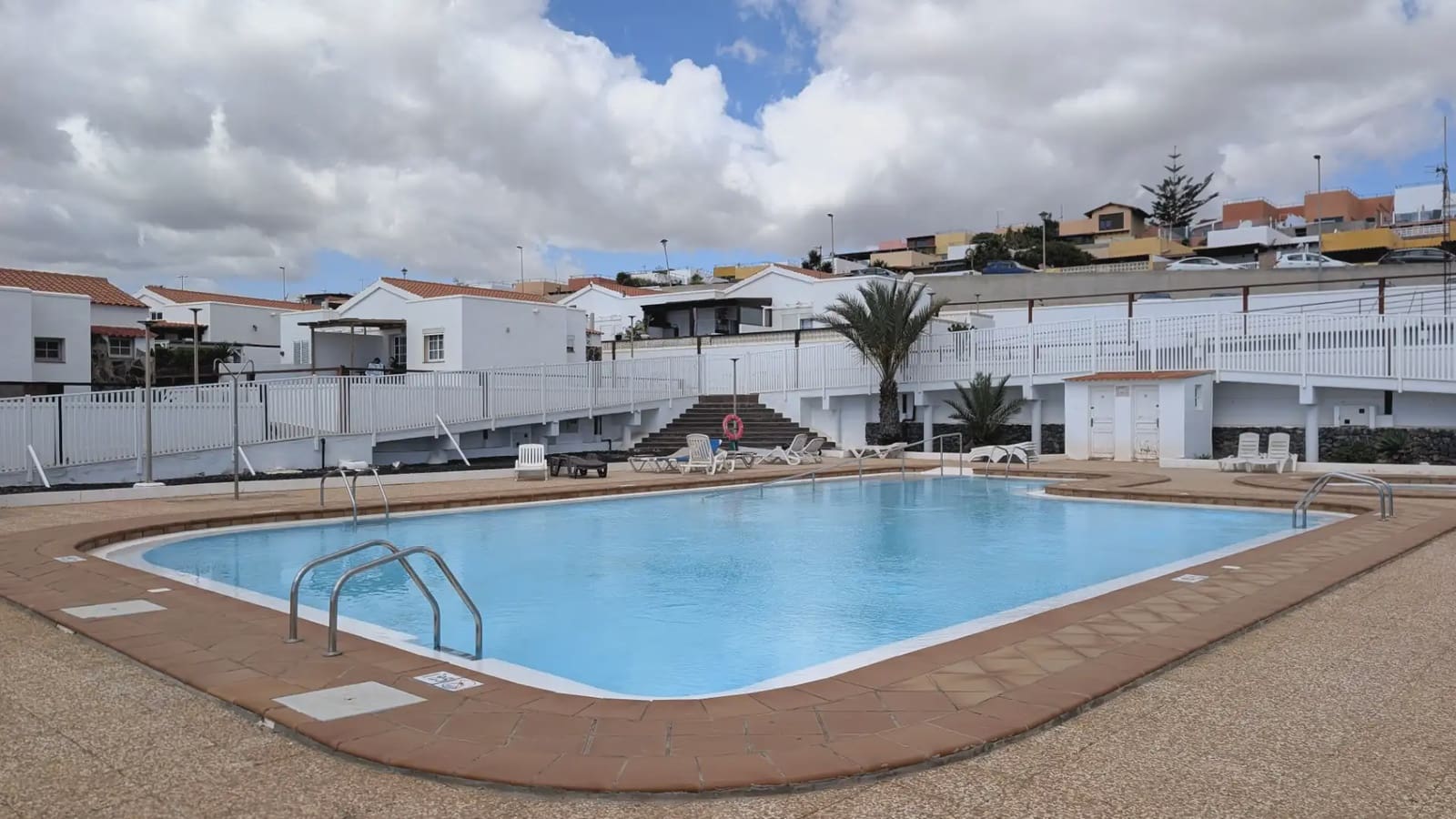 1 slaapkamer Bungalow te koop in Antigua met zwembad garage - € 136.000 (Ref: 9795529)