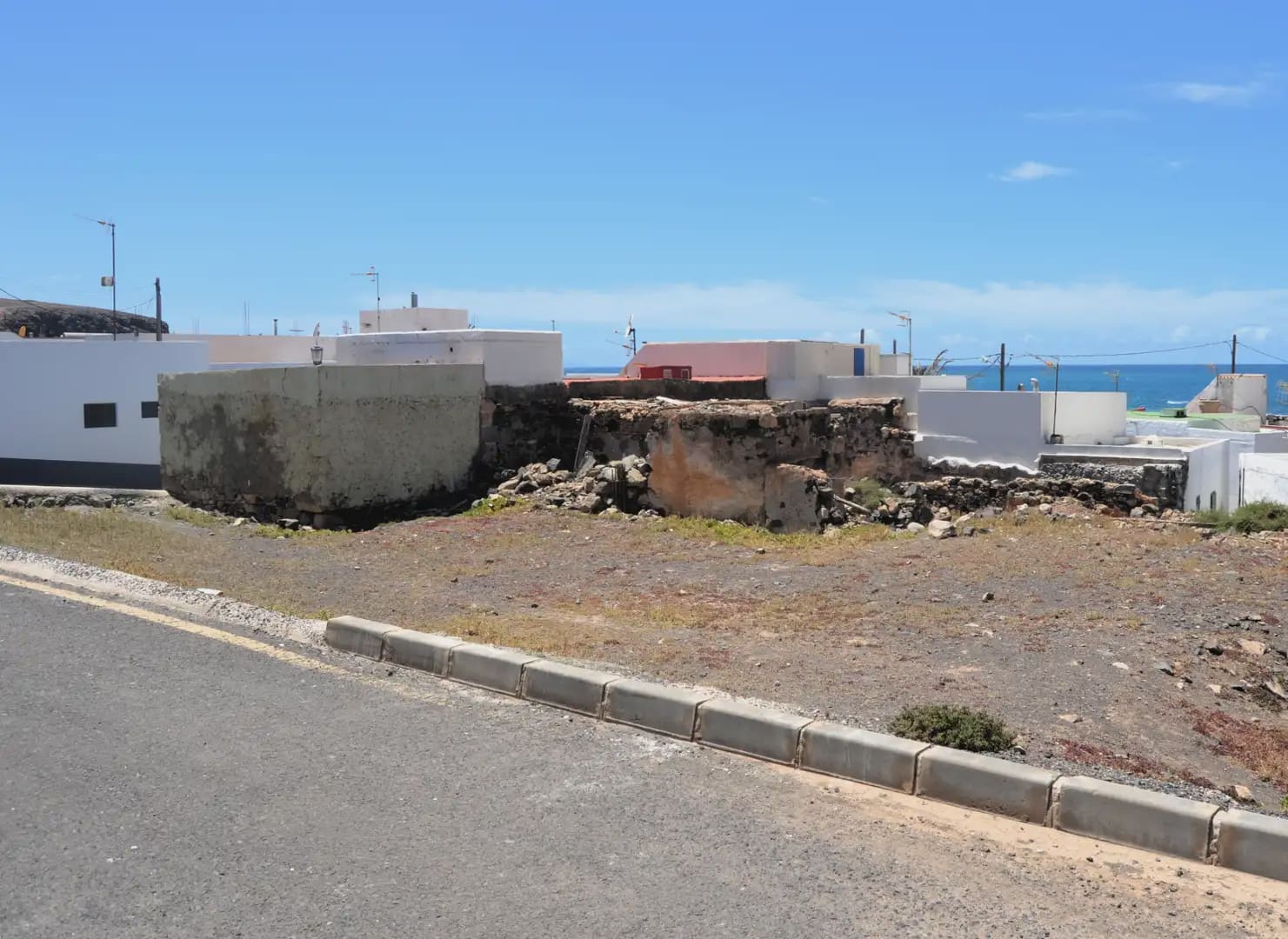 Byggetomt til salgs i Pajara - € 210 000 (Ref: 9800742)