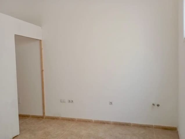 Gewerbe zu vermieten in Puerto del Rosario - 800 € (Ref: 9829833)