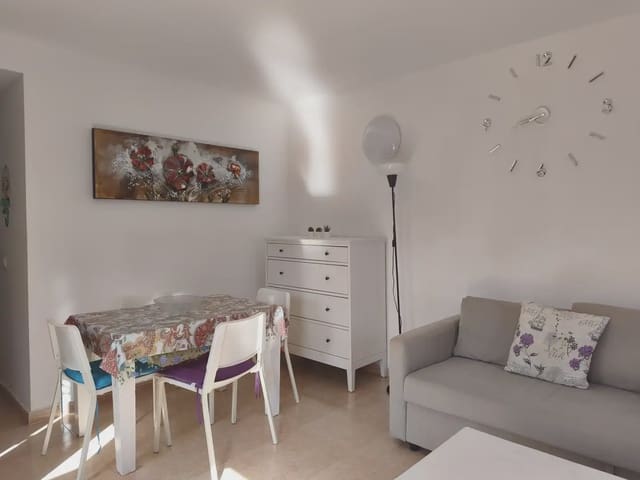 1 Zimmer Apartment zu verkaufen in La Oliva mit Pool - 200.000 € (Ref: 9866105)