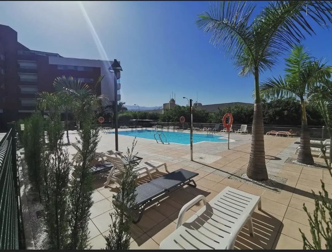 2 quarto Apartamento para venda em Las Palmas de Gran Canaria com piscina garagem - 298 000 € (Ref: 9875532)