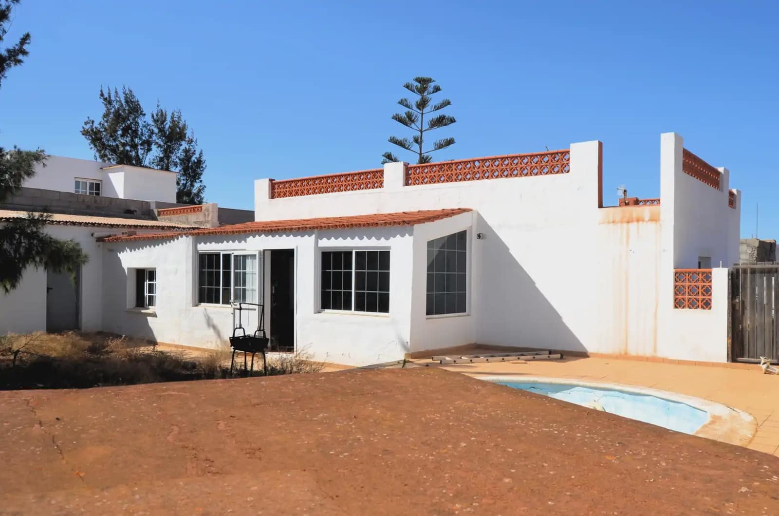 3 soveværelse Villa til salg i Antigua med swimmingpool garage - € 259.000 (Ref: 9877697)