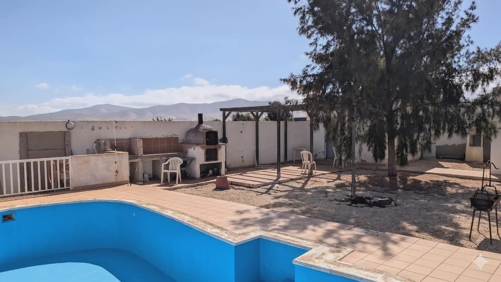 3 soveværelse Villa til salg i Antigua med swimmingpool garage - € 259.000 (Ref: 9877697)