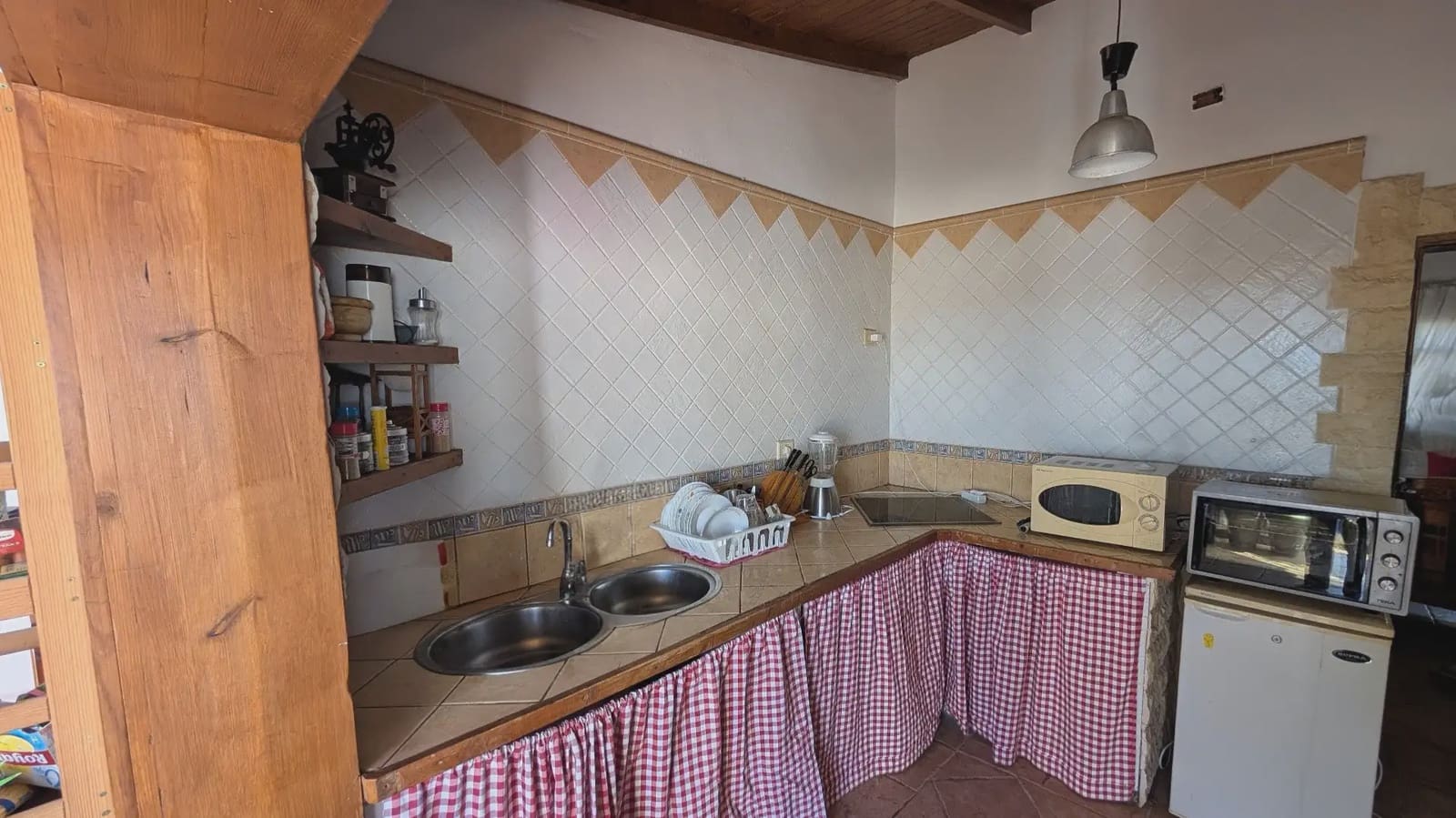 3 soveværelse Villa til salg i Antigua med swimmingpool garage - € 259.000 (Ref: 9877697)