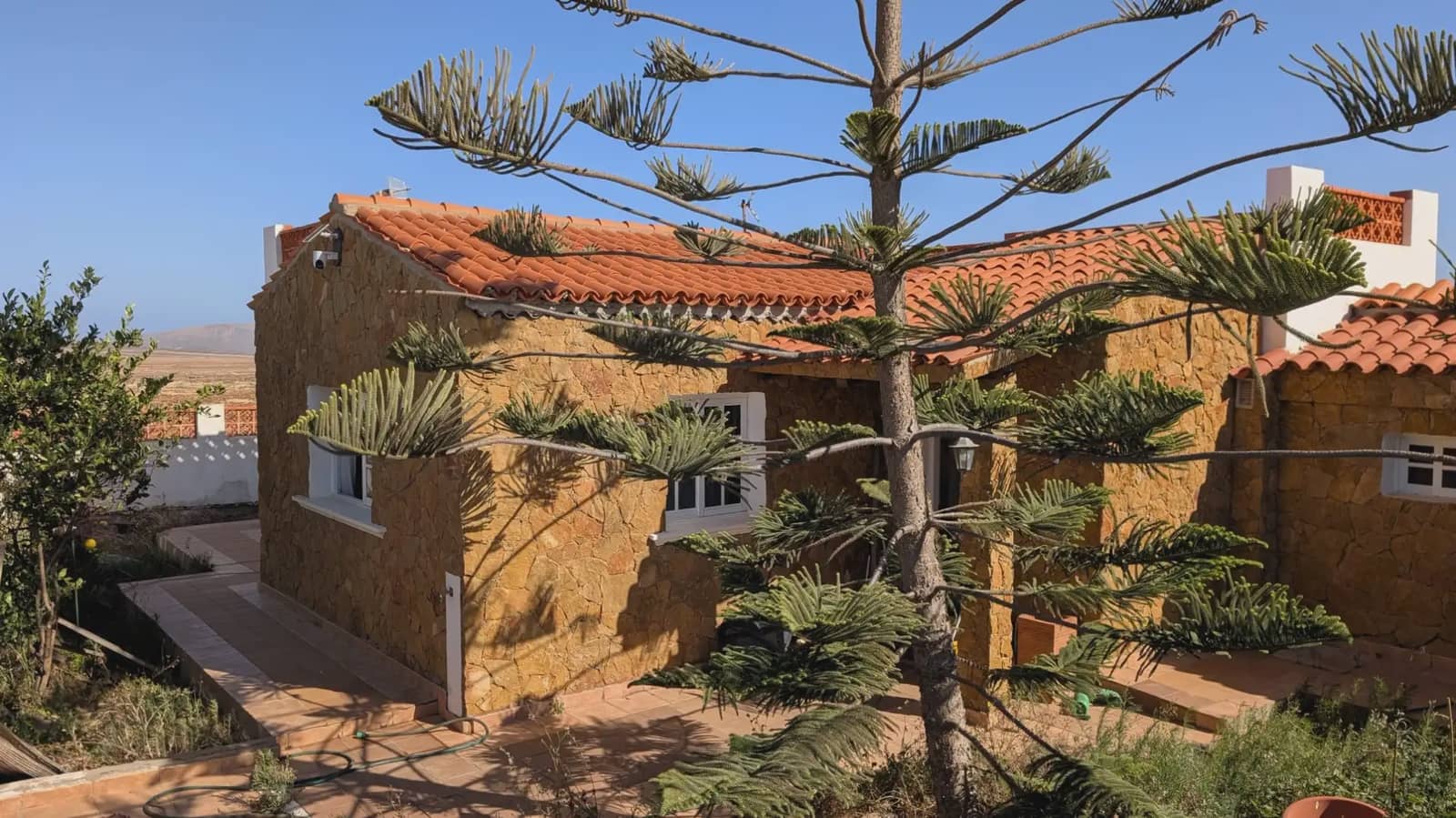 3 soveværelse Villa til salg i Antigua med swimmingpool garage - € 259.000 (Ref: 9877697)