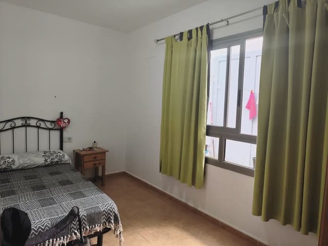 2 Zimmer Wohnung zu verkaufen in Puerto del Rosario mit Garage - 183.000 € (Ref: 9915029)