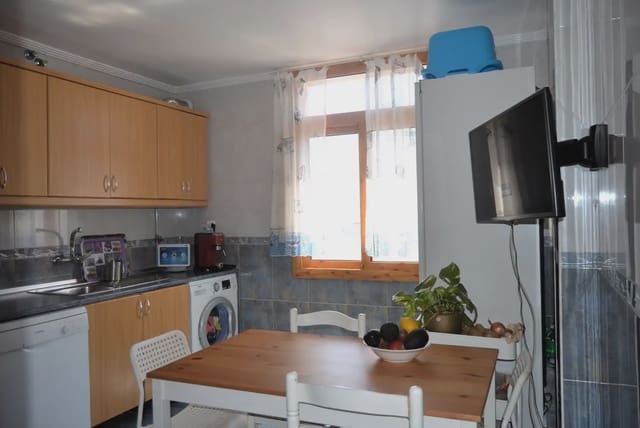 3 Zimmer Wohnung zu verkaufen in Puerto del Rosario mit Garage - 218.000 € (Ref: 9948698)