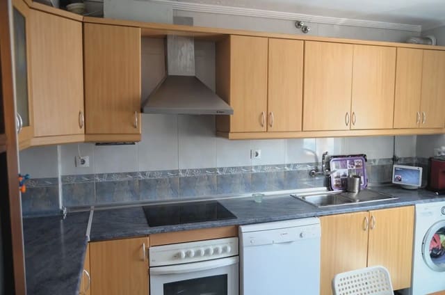 3 Zimmer Wohnung zu verkaufen in Puerto del Rosario mit Garage - 218.000 € (Ref: 9948698)