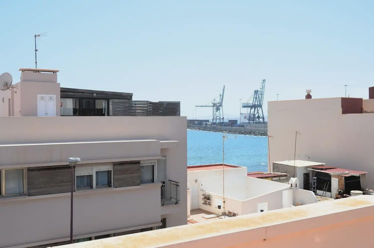Piso de 3 habitaciones en Puerto del Rosario en venta con garaje - 218.000 € (Ref: 9948698)