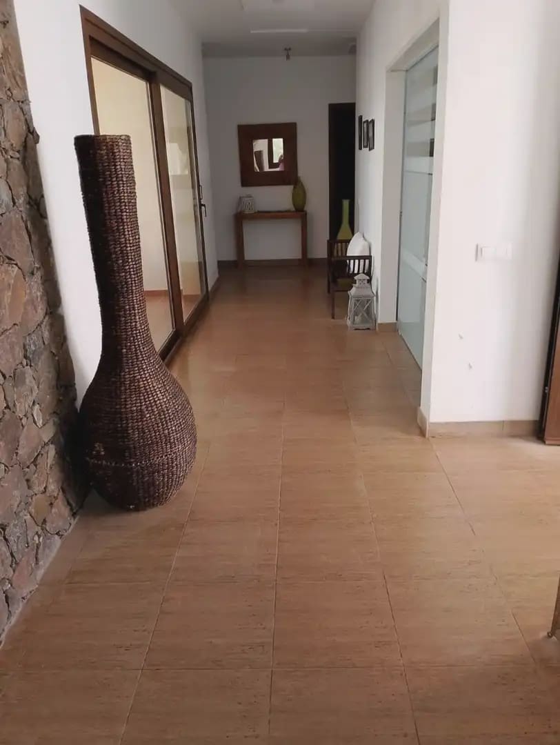 3 soveværelse Villa til salg i Tuineje med swimmingpool - € 760.000 (Ref: 9948703)