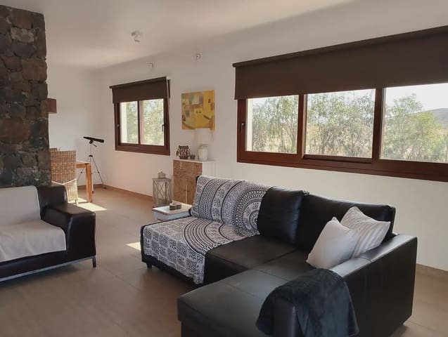 3 soveværelse Villa til salg i Tuineje med swimmingpool - € 760.000 (Ref: 9948703)
