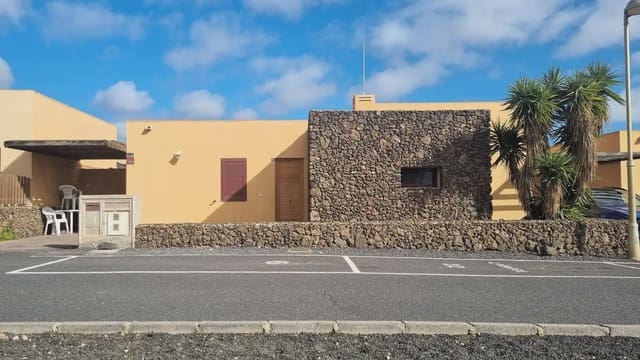 2 soveværelse Bungalow til salg i La Oliva - € 280.000 (Ref: 9948704)