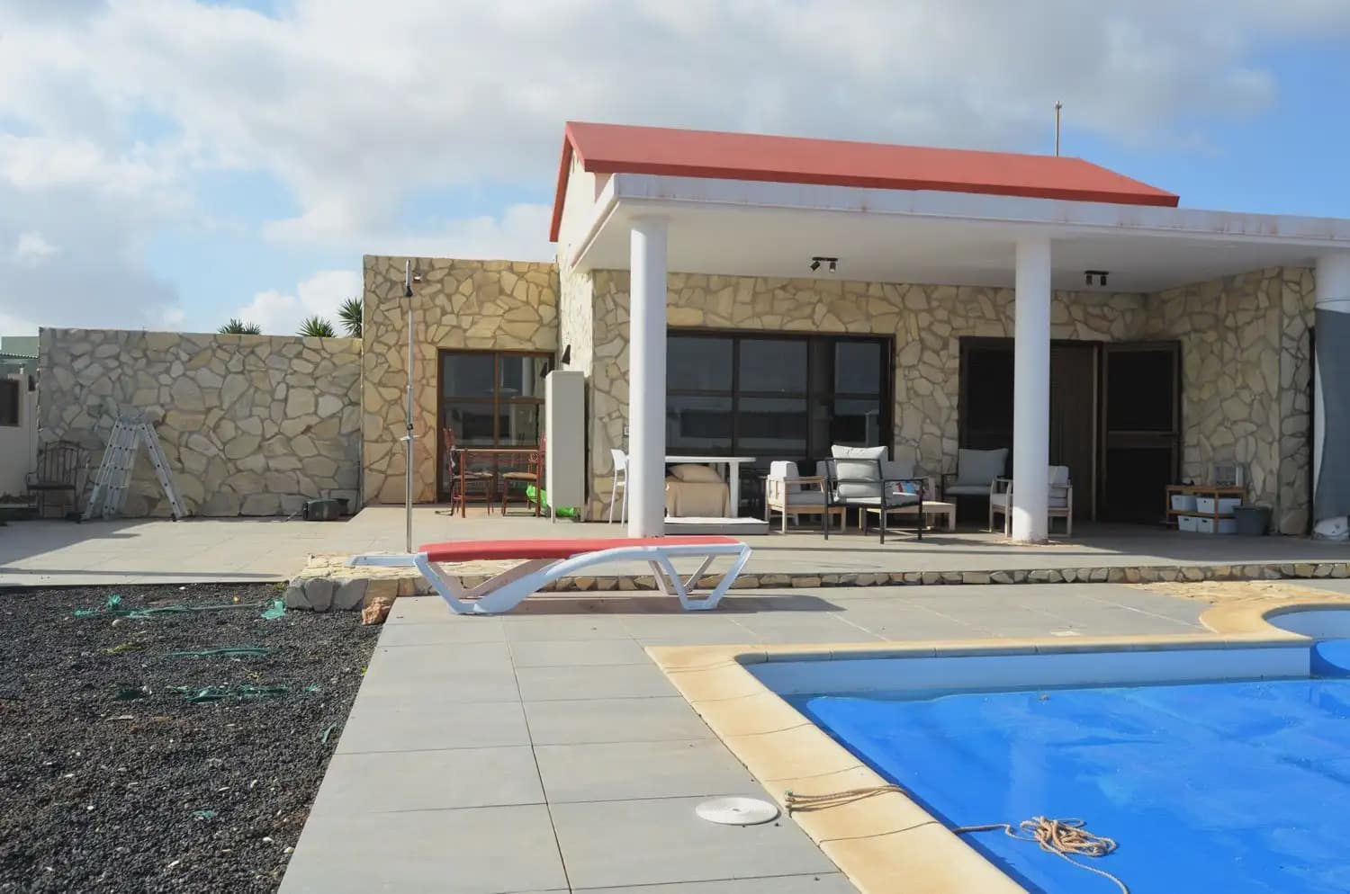 3 soveværelse Villa til salg i Antigua med swimmingpool - € 469.000 (Ref: 9948706)