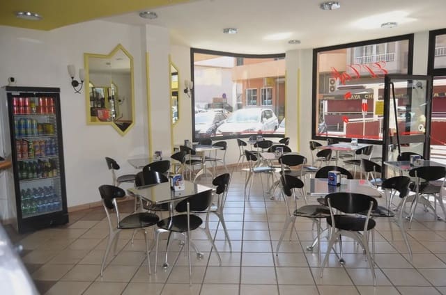 Commercial for rent in Puerto del Rosario - € 1,386 (Ref: 9948710)