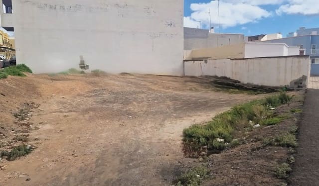 Building Plot for sale in Puerto del Rosario - € 120,000 (Ref: 9948718)