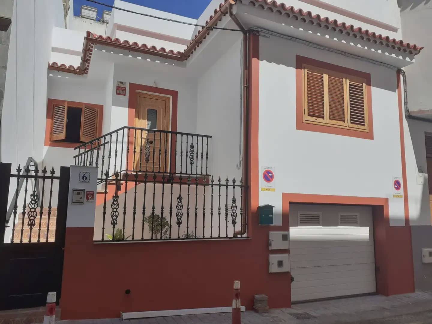 3 bedroom Villa for rent in Teror with garage - € 975 (Ref: 9948730)