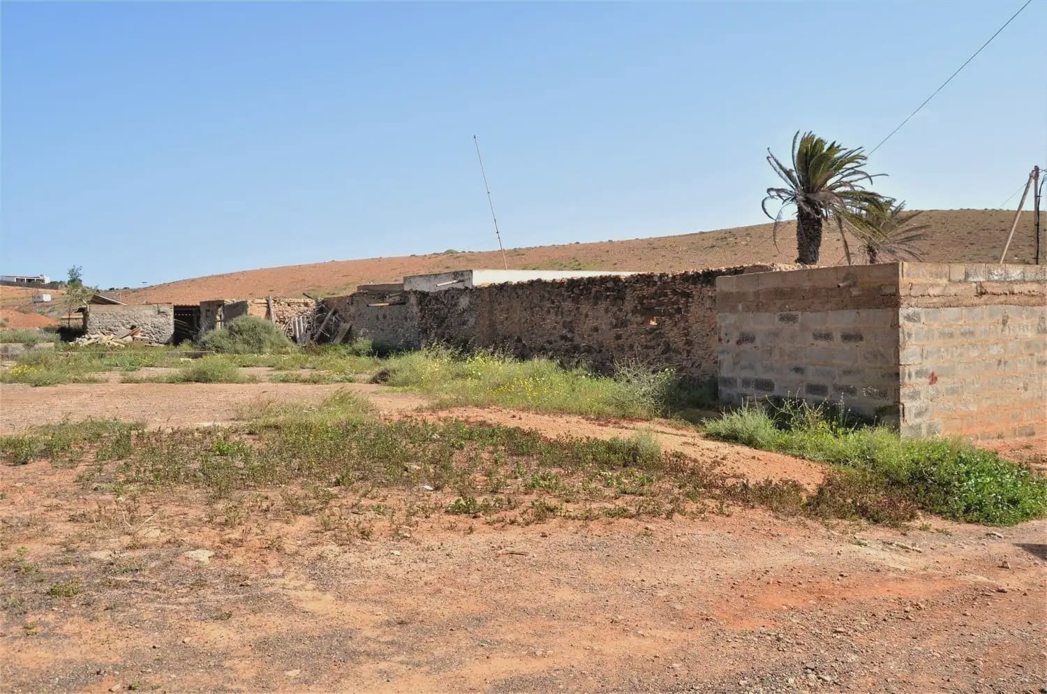 Finca/Hus på landet till salu i Antigua - 500 000 € (Ref: 9948734)