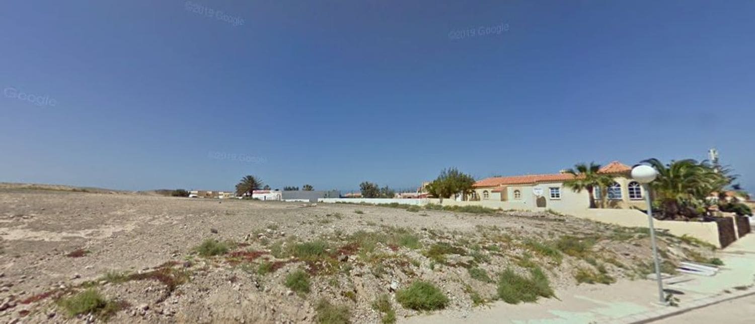 Grunde uden byggetilladelser til salg i Pajara - € 90.000 (Ref: 9970667)
