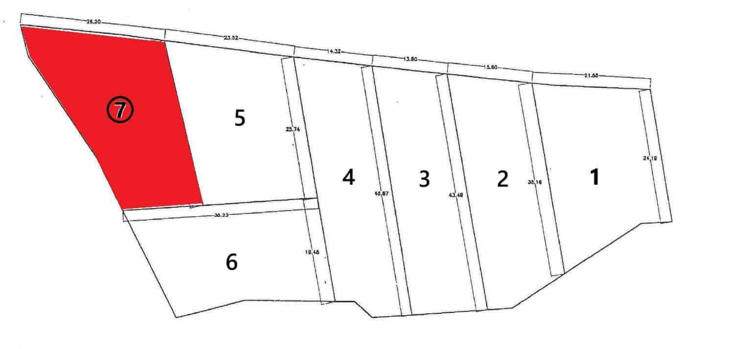 Grunde uden byggetilladelser til salg i Antigua - € 75.000 (Ref: 9970670)