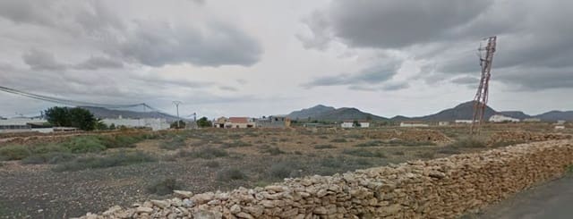 Undeveloped Land for sale in Casillas de Morales, Antigua - € 100,000 (Ref: 9970671)