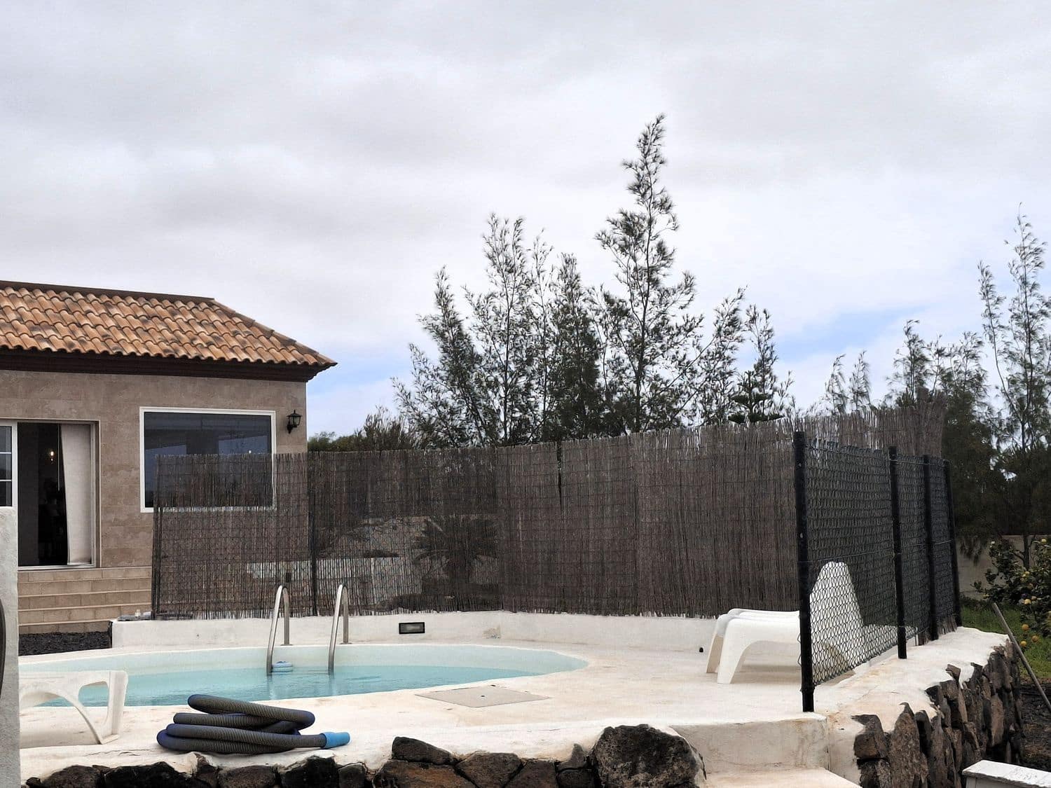 3 bedroom Villa for sale in La Oliva with pool - € 750,000 (Ref: 9970674)