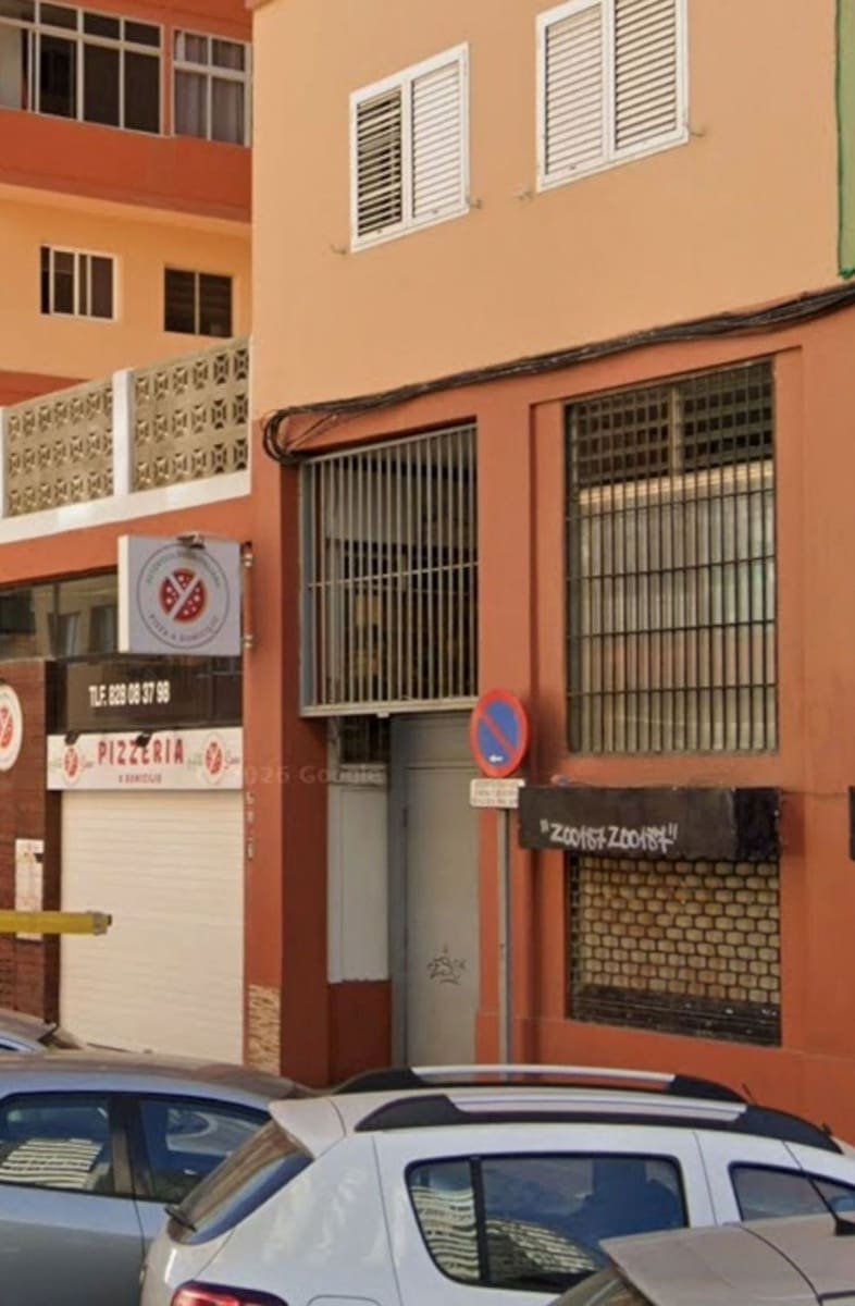 Komercyjne na sprzedaż w Las Palmas de Gran Canaria - 150 000 € (Ref: 9970678)
