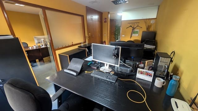 Kontor til salgs i La Salle, Santa Cruz de Tenerife - € 820 000 (Ref: 9970681)