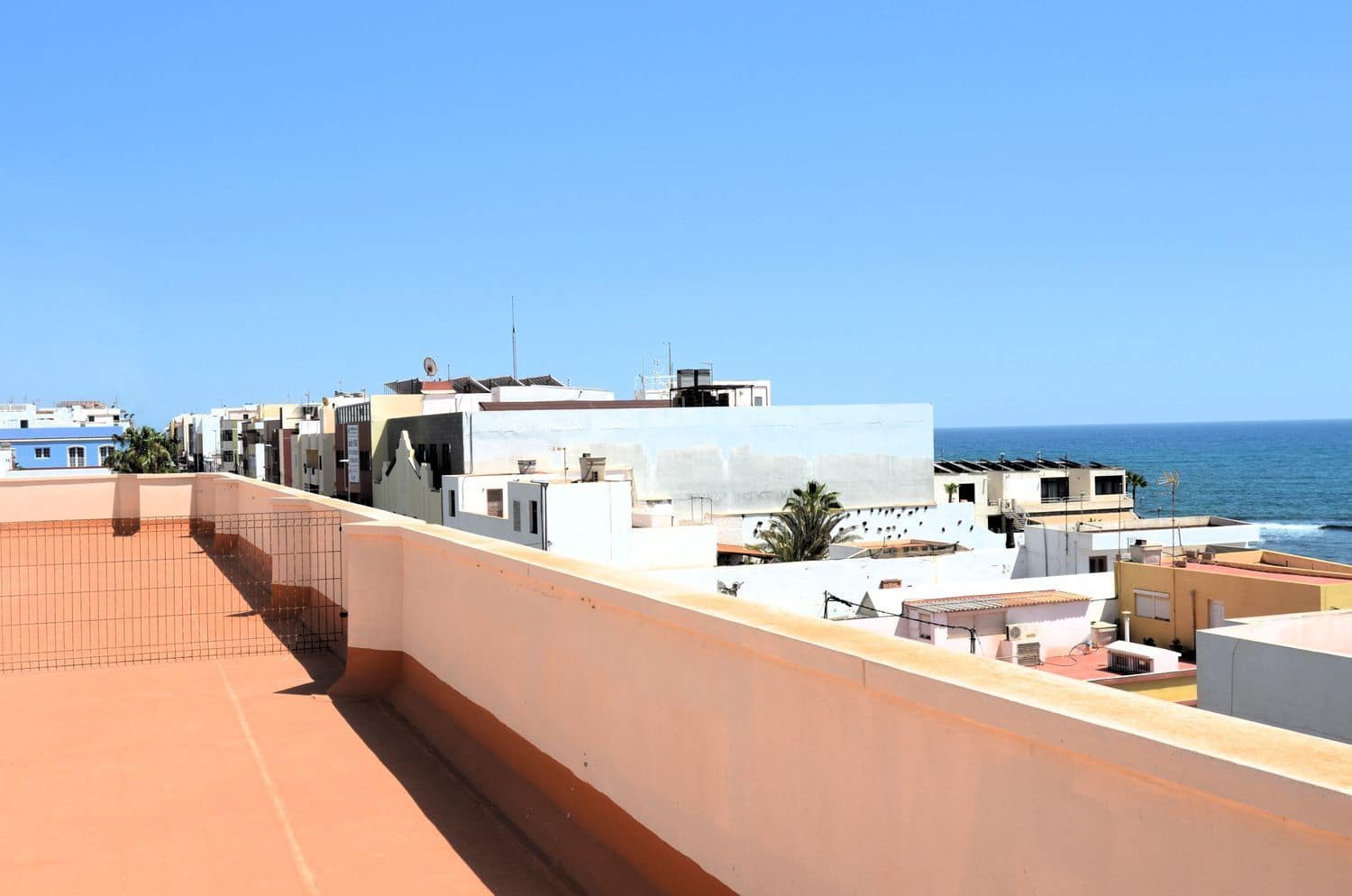 3 sypialnia Mieszkanie na sprzedaż w Puerto del Rosario - 218 000 € (Ref: 9970682)