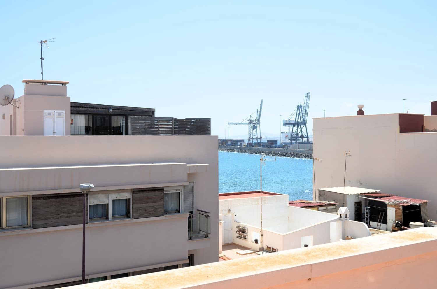 3 sypialnia Mieszkanie na sprzedaż w Puerto del Rosario - 218 000 € (Ref: 9970682)