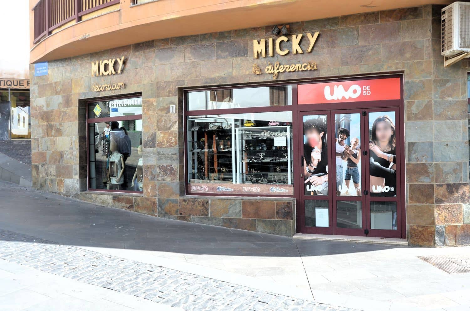 Commercial for rent in Morro Jable - € 1,670 (Ref: 9970683)