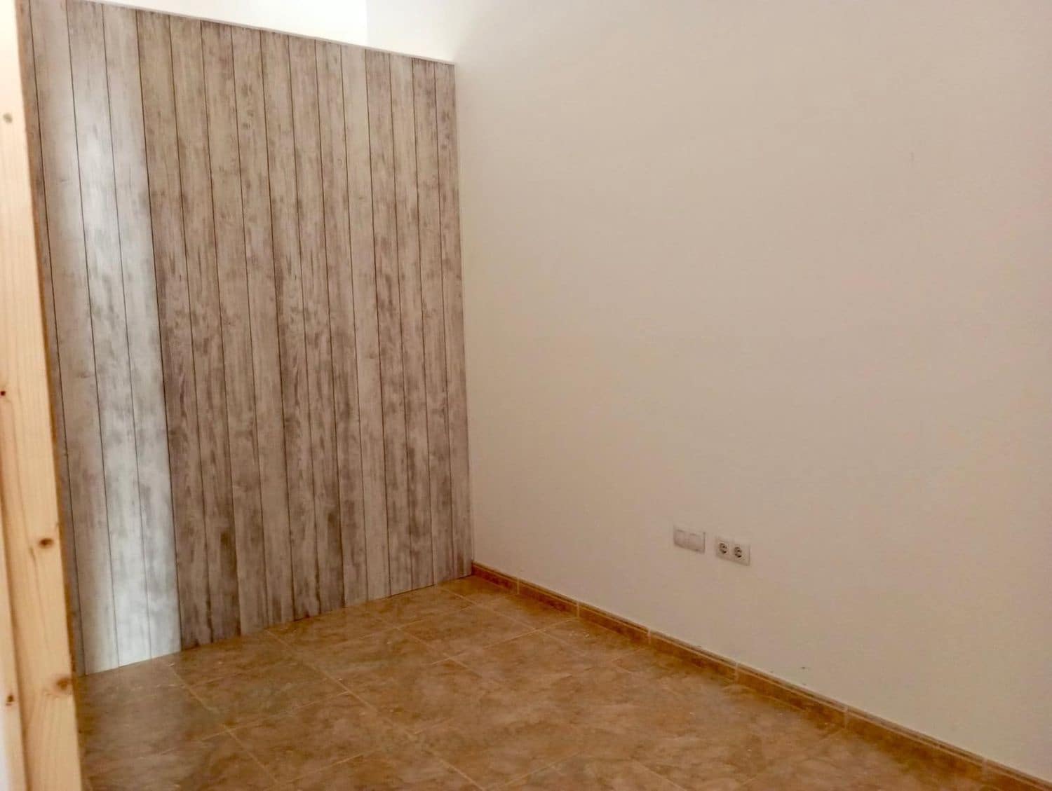 Commerciale da affittare in Puerto del Rosario - 800 € (Rif: 9970692)