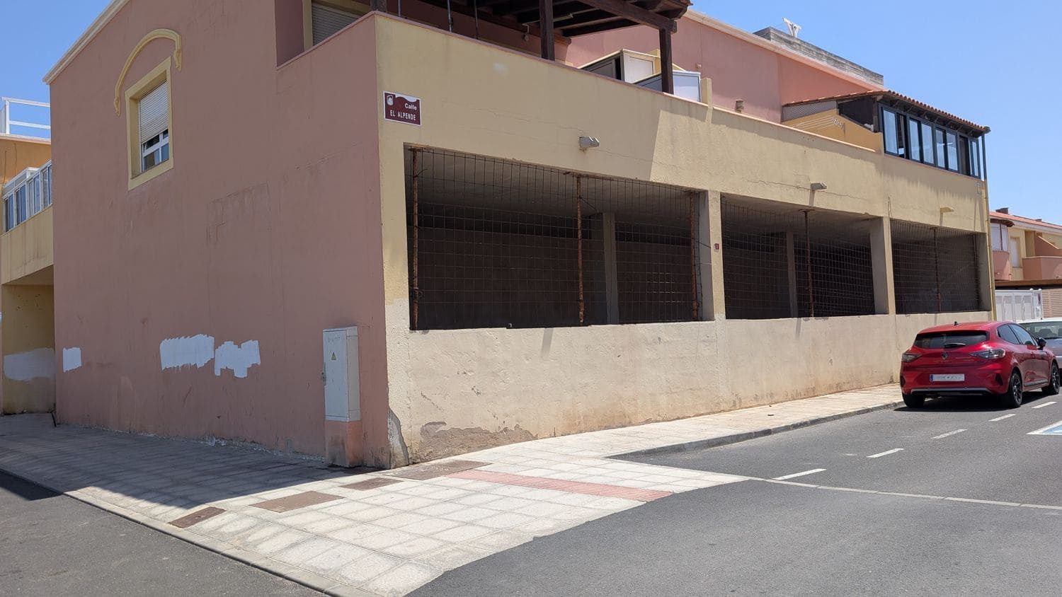 Erhverv til salg i El Matorral - € 475.000 (Ref: 9970694)