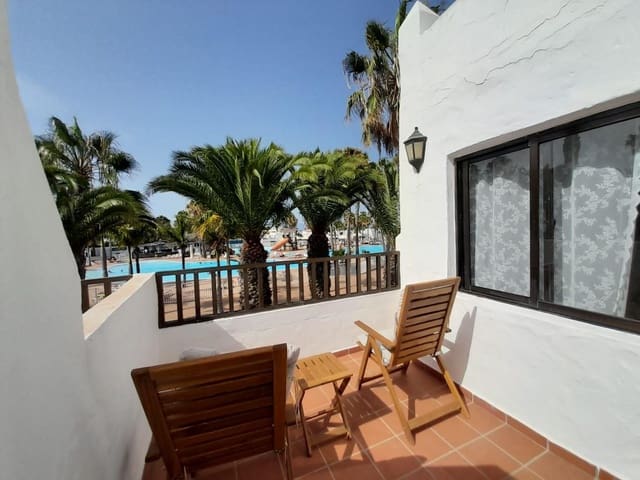 1 Zimmer Apartment zu verkaufen in Corralejo, La Oliva mit Pool - 228.000 € (Ref: 9995811)