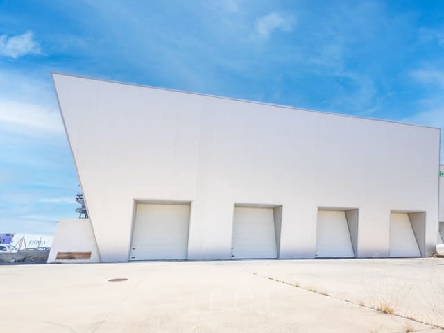 Commercial for sale in Antequera - € 1,300,000 (Ref: 10008856)