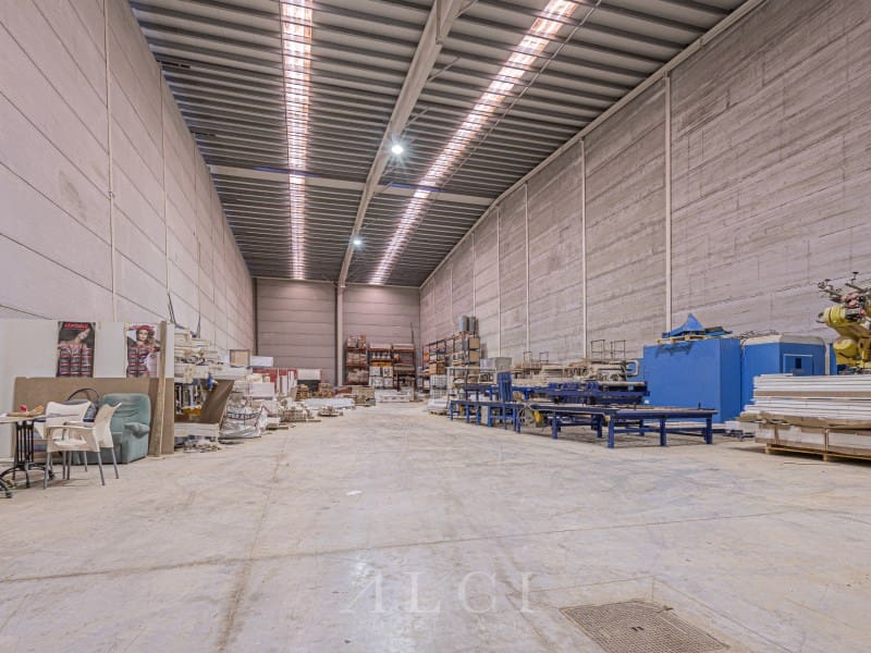 Commercial for sale in Antequera - € 1,300,000 (Ref: 10008856)