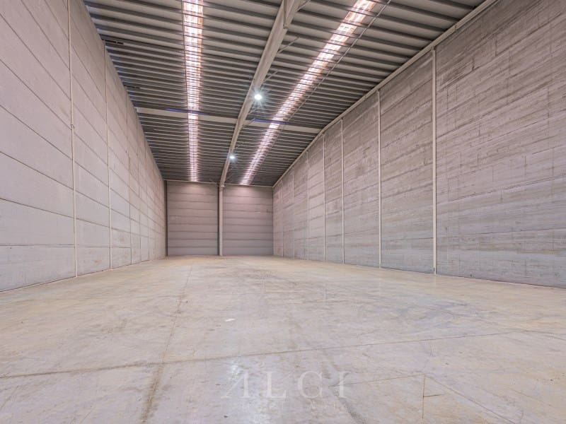 Commercial for sale in Antequera - € 1,300,000 (Ref: 10008856)