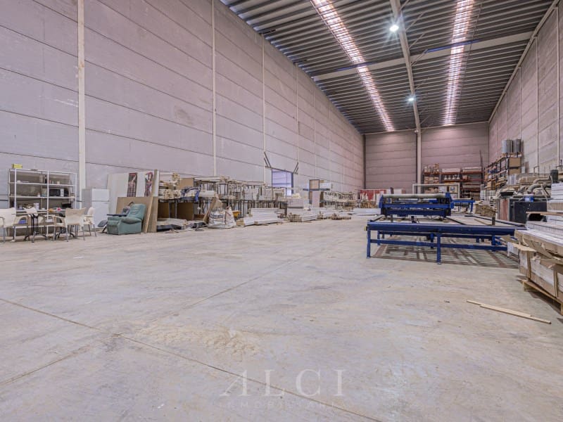Commercial for sale in Antequera - € 1,300,000 (Ref: 10008856)