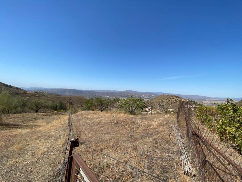 Finca/Landhuis te koop in Canillas de Aceituno - € 129.900 (Ref: 10011195)
