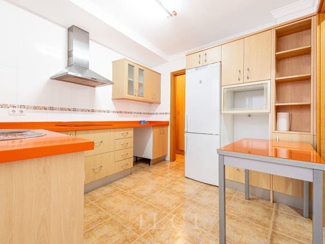 3 quarto Apartamento para venda em Torre del Mar, Vélez-Málaga - 320 000 € (Ref: 10011196)