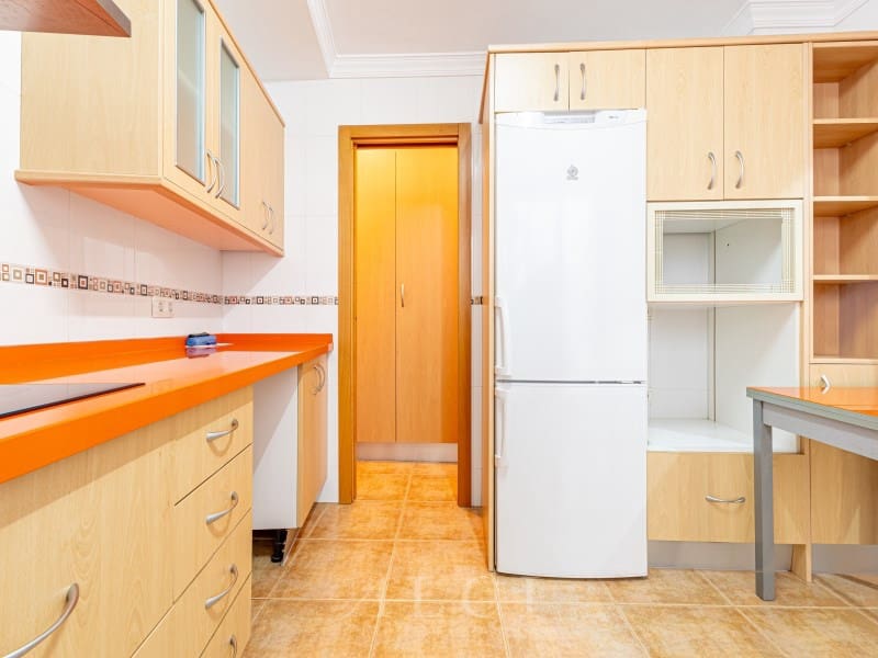 3 sypialnia Mieszkanie na sprzedaż w Torre del Mar - 320 000 € (Ref: 10011196)