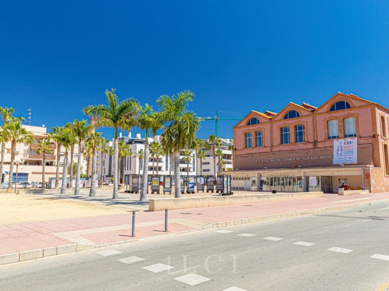 3 sypialnia Mieszkanie na sprzedaż w Torre del Mar - 320 000 € (Ref: 10011196)