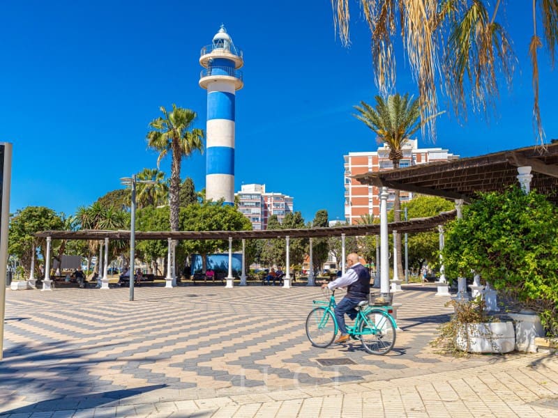3 sypialnia Mieszkanie na sprzedaż w Torre del Mar - 320 000 € (Ref: 10011196)