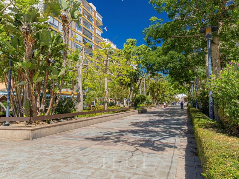 3 sypialnia Mieszkanie na sprzedaż w Torre del Mar - 320 000 € (Ref: 10011196)