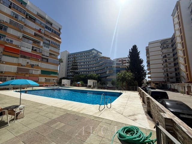 2 bedroom Flat for sale in Torre del Mar, Vélez-Málaga with pool - € 260,000 (Ref: 10042725)