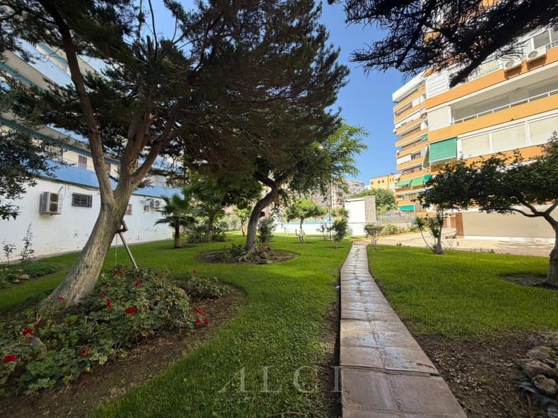 2 chambre Appartement à vendre à Torre del Mar avec piscine - 260 000 € (Ref: 10042725)