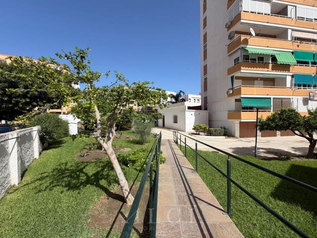 2 bedroom Flat for sale in Torre del Mar, Vélez-Málaga with pool - € 260,000 (Ref: 10042725)