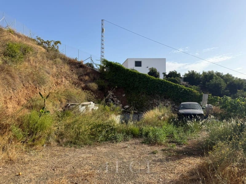 Finca/Country House for sale in Algarrobo - € 125,000 (Ref: 10048957)