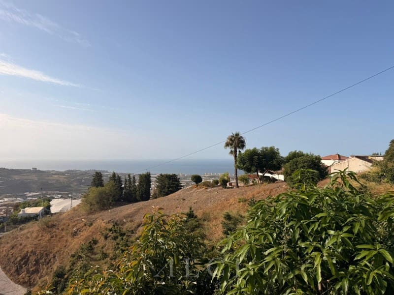 Finca/Country House for sale in Algarrobo - € 125,000 (Ref: 10048957)