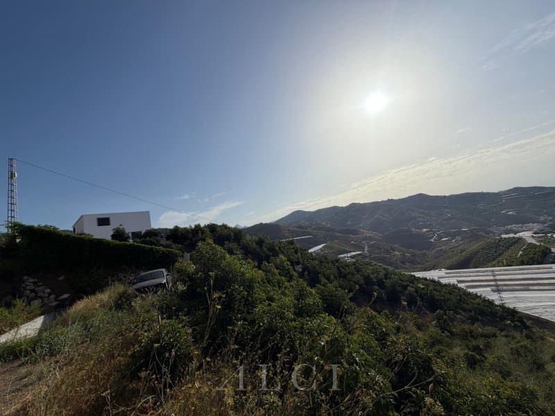 Finca/Country House for sale in Algarrobo - € 125,000 (Ref: 10048957)