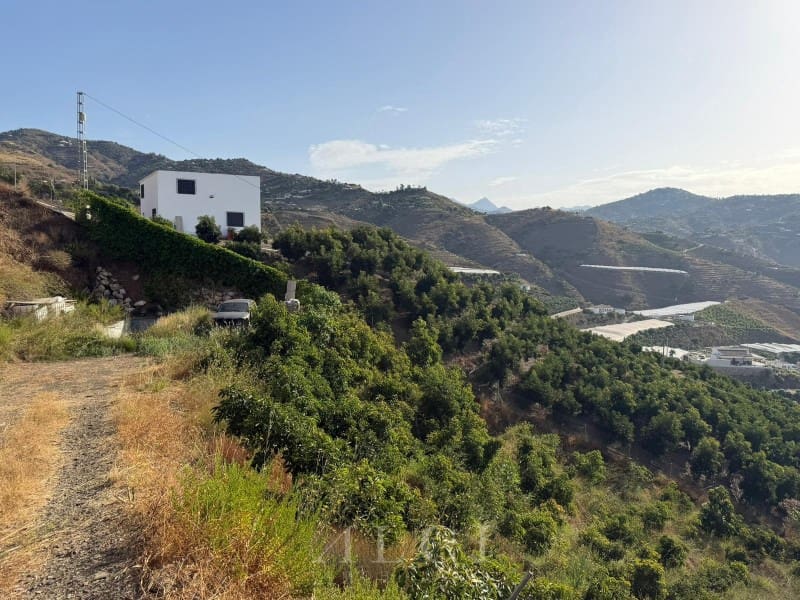 Finca/Country House for sale in Algarrobo - € 125,000 (Ref: 10048957)
